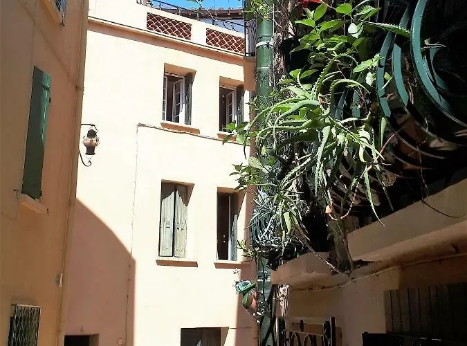 De Charme à 50m De La De Sable Appartement *
